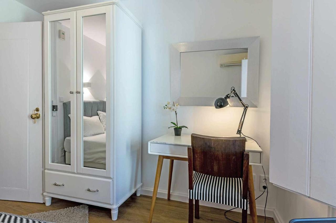 Bairro Alto Palace Special For Groups Up To 24 Guests Apartment ลิสบอน ภายนอก รูปภาพ